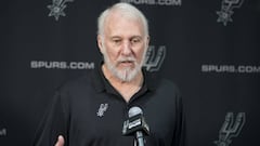 Gregg Popovich, durante su intervenci&oacute;n.