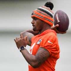 What is Deshaun Watson’s record as a starter?