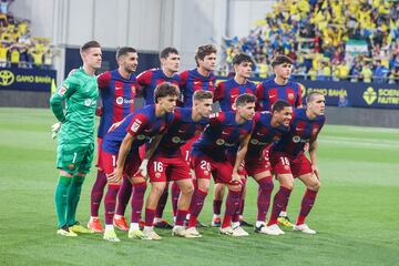 Once inicial del Barcelona. Marc-André ter Stegen, Ferran Torres, Andreas Christensen, Marcos Alonso, Héctor Fort, Pau cubarsí, João Félix, Fermín López, Sergi Roberto, Vitor Roque y Oriol Romeu.