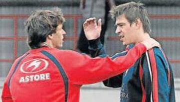 <b>CARA A CARA. </b>Ziganda y Milosevic hablando durante un momento del entrenamiento de ayer.
