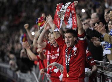 Liverpool legend Steven Gerrard announces retirement