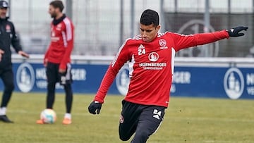 Gustavo Puerta, listo para debutar con Núremberg en Alemania