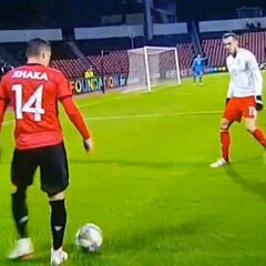 Bale más Bale que nunca: la acción por la que le atizan en Gales