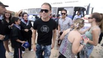 DE VUELTA. Javier Farinós ya trabaja junto a sus compañeros una vez superadas las molestias que arrastraba desde el pasado verano.