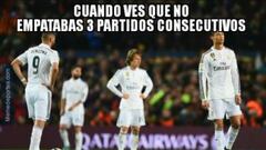 Douglas Costa festejó los goles del Madrid por Twitter