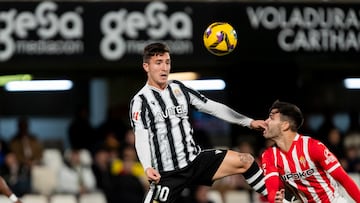 Escriche podría regresar al once.