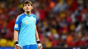 Cada mercado de transferencia el nombre del portero español suena para salir del Porto, en esta ocasión se hablaba de que Chicago Fire  en 2018 estaba dispuesto a dejar todo para hacerse con sus servicios. 