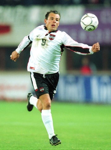 Debutó con el Sturm Graz el 9 de diciembre de 1998 con 16 años, 10 meses y 5 días.
