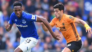 Yerry Mina fue titular del Everton ante el Wolverhampton 