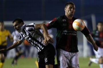 Palestino se encontró con un rival que le planteo un juego parecido al que practican ellos.