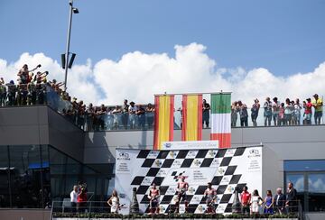 Las banderas españolas reinaron en el Gran Premio de Austria. 