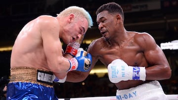 Julio Cesar Chavez Jr y Daniel Jacobs durante su combate en Phoenix.