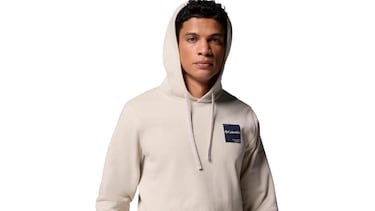 Esta es la sudadera de Columbia que abriga sin agobios y que puedes llevar tanto en la calle como en la montaña
