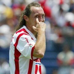 ¿Qué fue de Álex Aguinaga ´El Dios del Rayo´ en la época dorada de Necaxa?