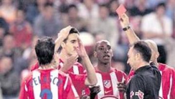 <b>PROBLEMAS. </b>Las tarjetas son un quebradero de cabeza para Bianchi.