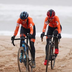 Lucinda Brand gana el oro en el triplete mundialista neerlandés