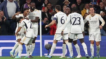 Los jugadores del Real Madrid celebran el gol de Rodrygo al Braga, que ponía el 3-0 en el marcador.