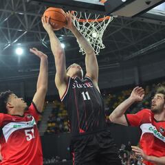 Pues se ha quedado buena noche... para la permanencia