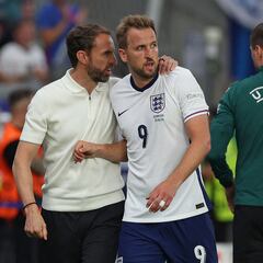 Sigue la ‘guerra’ Kane-Shearer: “Queremos que jueguen bien…”