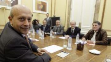José Ignacio Wert, durante la reunión que ha mantenido con representantes de las Federaciones Deportivas Olímpicas.