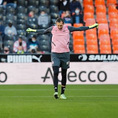 Puertas abiertas para despedir a Diego López