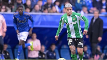 OVIEDO, SPAIN - JANUARY 10: Cucho Hernandez of Real Betis during the LaLiga EA Sports match between Real Oviedo v Real Betis at the Estadio Municipal NMR Carlos Tartiere on January 10, 2026 in Oviedo Spain (Photo by Cesar Ortiz Gonzalez/Soccrates/Getty Images)