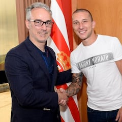 Torrecilla presenta a Sousa
y espera fichar a Molinero