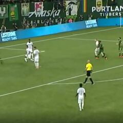 Los golazos de Brian Fernández, la gran figura del mercado 2020