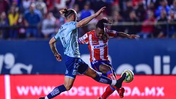 (L-R), Gaston Silva of Puebla and Jhon Murillo of San Luis during the game Atletico San Luis vs Puebla, corresponding to Round 05 of the Torneo Clausura 2023 of the Liga BBVA MX, at Alfonso Lastras Stadium, on February 02, 2023.
<br><br>
(I-D), Gaston Silva de Puebla y Jhon Murillo de San Luis durante el partido Atletico San Luis vs Puebla, Correspondiente a la Jornada 05 del Torneo Clausura 2023 de la Liga BBVA MX, en el Estadio Alfonso Lastras, el 02 de Febrero de 2023.