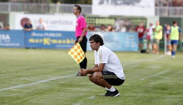 Raúl González Blanco ha dirigido el primer partido del Real Madrid Castilla frente a la Gimnastica Segoviana en el Municipal de La Albuera.