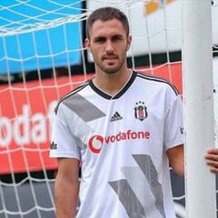 Víctor Ruiz: "No cumplen las obligaciones respecto a mi contrato"