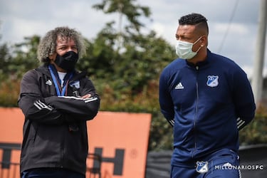 Mucha felicidad se vio en el primer entrenamiento de Fredy Guarín con Millonarios. El volante se presentó ante sus nuevos compañeros y charló con Alberto Gamero sobre sus planes de la temporada 