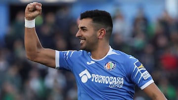 ?ngel persigue a Manu del Moral