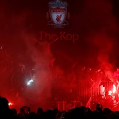 La polémica celebración del Liverpool que desafía al virus