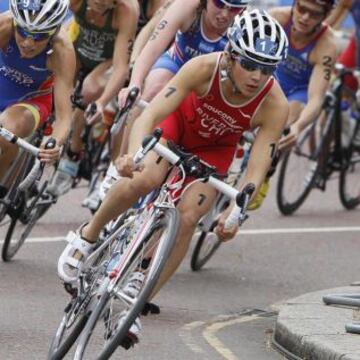 La triatleta chilena se quedó con la medalla de oro tras lograr un tiempo de 1:57:18. De paso, se clasificó a los Juegos Olímpicos de Río de Janeiro 2016.