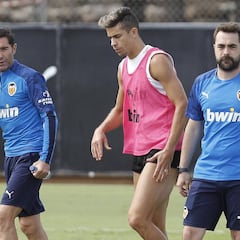 Valencia: Marcelino ya piensa en cómo frenar a Leo Messi