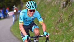 Rohan Dennis gana la CRI y Miguel A. López baja dos puestos