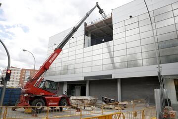 Poco a poco el 'nuevo' Santiago Bernabéu va cogiendo forma. Las obras de remodelación del estadio del conjunto blanco continúan un ritmo imparable. 