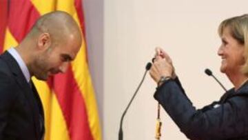 Cataluña entrega su Medalla de Honor a Pep Guardiola