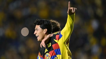 America's defender #29 Ramon Juarez celebrates after scoring during the Liga MX Apertura football match between America and Puebla at the Banorte Stadium in Mexico City on October 21, 2025. (Photo by Yuri CORTEZ / AFP)