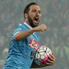 Higuaín pone el broche con un hat-trick para un subcampeonato
