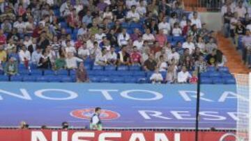 Un sector del Fondo Sur fue clausurado porque la ya Grada Joven exhibió simbología nazi en la ida de semifinales ante el Bayern.