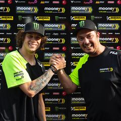 Bezzecchi renueva con Rossi