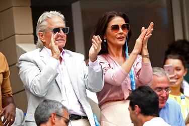 It’s Shakira and Piqué's birthday today: what other celebrity couples were born on same day?