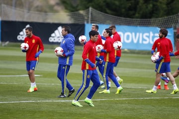 El chiclanero ha sido clave en la permanencia del Sevilla Atlético en Segunda División. Jugó la Supercopa de España contra el Barcelona en agosto y por los fichajes de última hora no se quedó en el primer equipo.