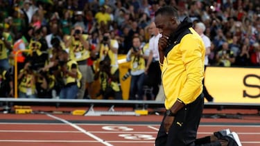 Usain Bolt: champagne y mujeres en un yate en el Caribe