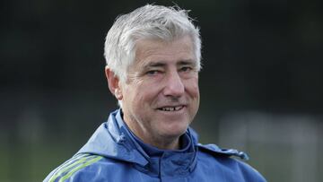 FILE - In this Oct. 27, 2015, file photo, Seattle Sounders coach Sigi Schmid walks off the field following an MLS soccer training session in Tukwila, Wash. Schmid, the winningest coach in MLS history, has died. He was 65. Schmid&#039;s family said he died Tuesday, Dec. 25, 2018, at Ronald Reagan UCLA Medical Center in Los Angeles. Schmid was hospitalized three weeks ago as he awaited a heart transplant. (AP Photo/Ted S. Warren, File)