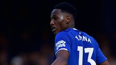 Yerry Mina podr&iacute;a perderse el partido ante Chelsea