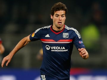 Medicoampista francés que en algún momento deslumbró con el Olympique de Lyon. Quedó libre tras dejar al Dijon de su país.