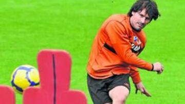 <b>PASADO AMARILLO. </b>Moisés jugó en el Villarreal hace varias temporadas.